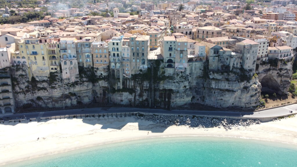 Scoprire Tropea la Perla del Tirreno